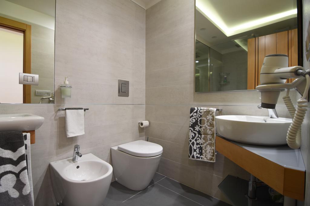 La Strada Parlata Hotel Napoli Ngoại thất bức ảnh
